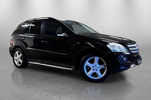 Mercedes-Benz ML280 14 of 30