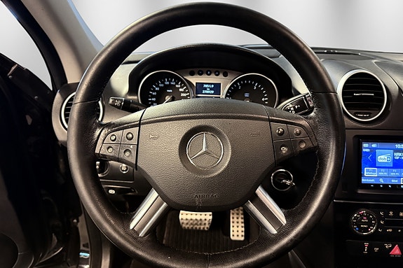 Mercedes-Benz ML280 28 of 30