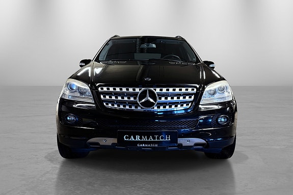 Mercedes-Benz ML280 2 of 30