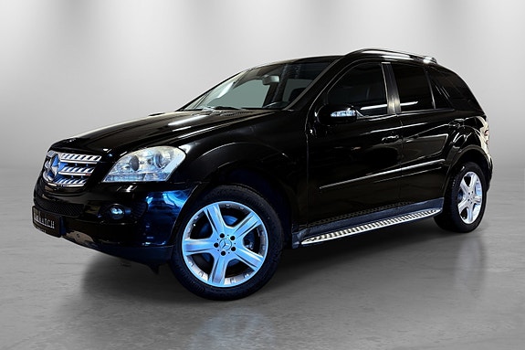 Mercedes-Benz ML280 11 of 30