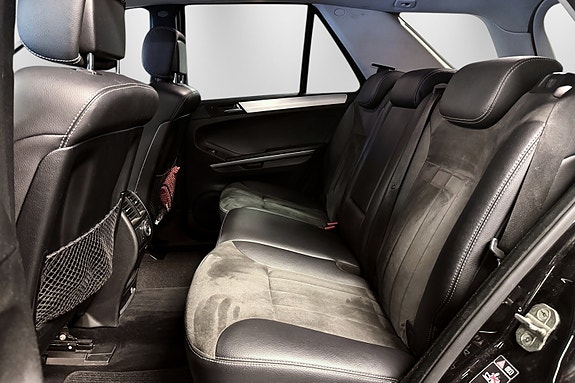 Mercedes-Benz ML280 23 of 30
