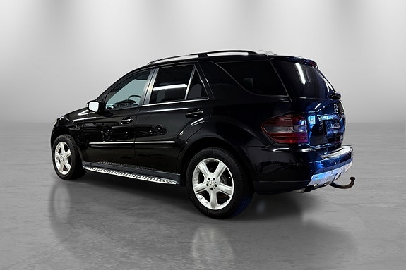 Mercedes-Benz ML280 7 of 30