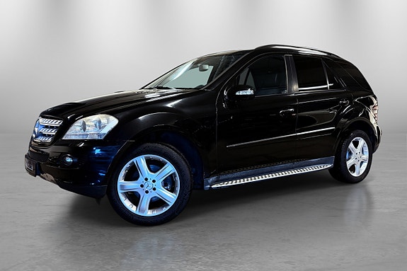 Mercedes-Benz ML280 10 of 30