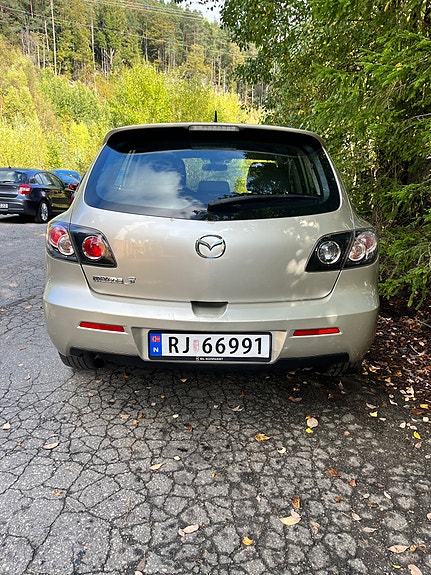 Mazda 3 6 of 30