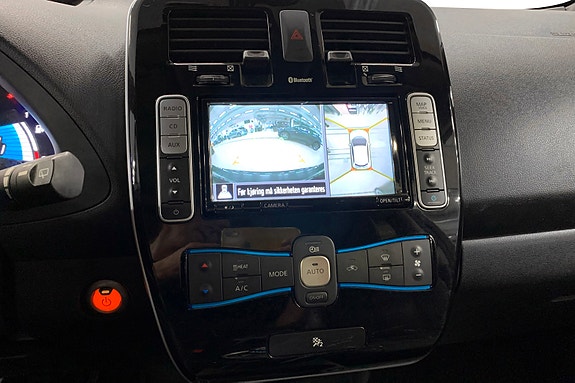 Nissan Leaf 9 of 13