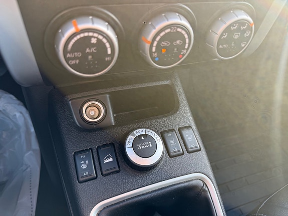 Nissan X-Trail 16 of 23