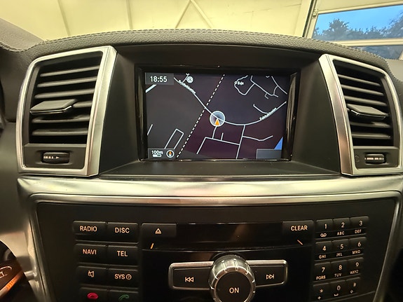 Mercedes-Benz ML250 29 of 30