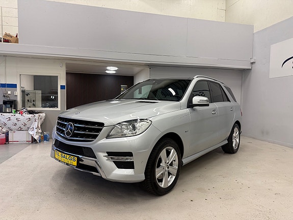 Mercedes-Benz ML250 4 of 30