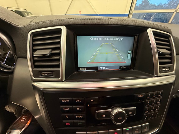 Mercedes-Benz ML250 30 of 30