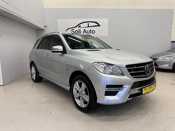 Mercedes-Benz ML250 3 of 30