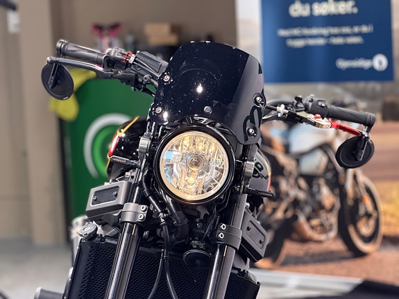 Yamaha XSR 900 17 of 28