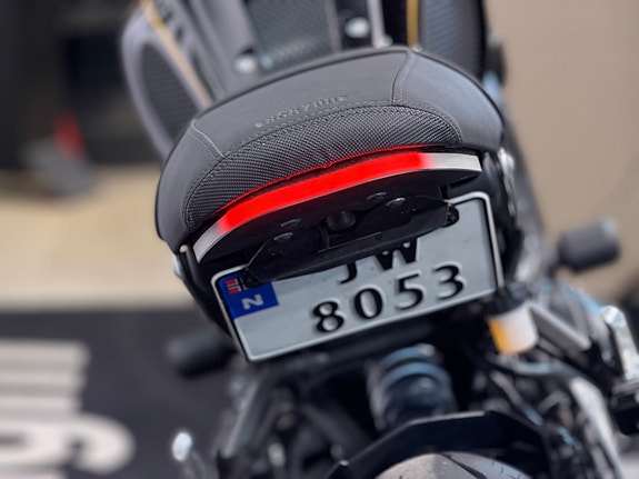 Yamaha XSR 900 8 of 28