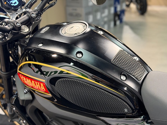 Yamaha XSR 900 21 of 28