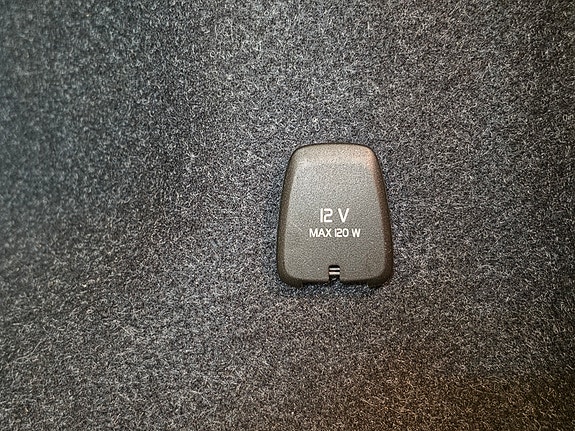 Volvo XC40 11 of 30