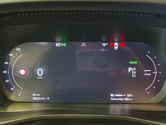 Volvo XC40 26 of 30