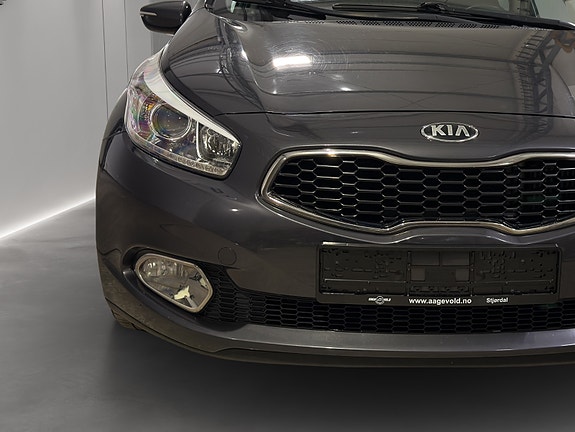 Kia Ceed 4 of 18