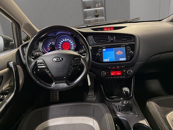 Kia Ceed 13 of 18