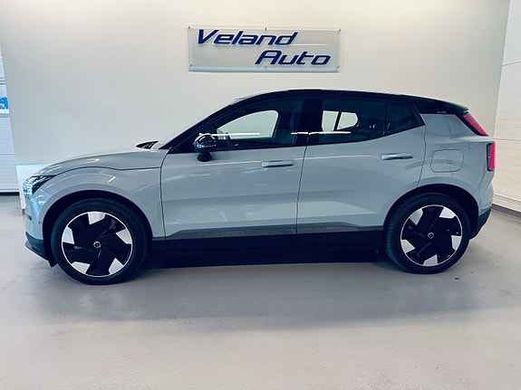 Volvo EX30 3 of 28