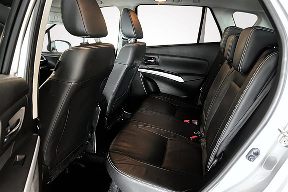 Suzuki SX4 S-Cross 10 of 17