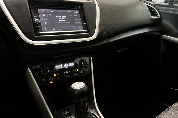 Suzuki SX4 S-Cross 12 of 17