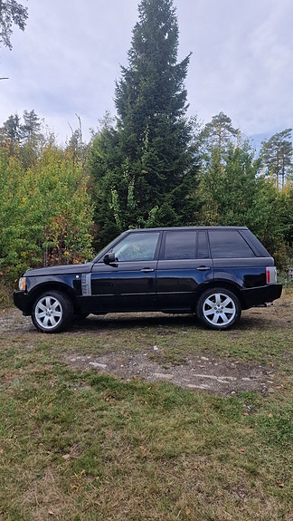 Land Rover Range Rover 2 of 30