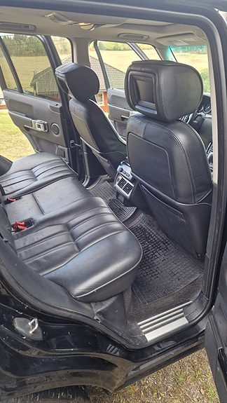Land Rover Range Rover 23 of 30