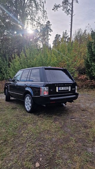 Land Rover Range Rover 3 of 30