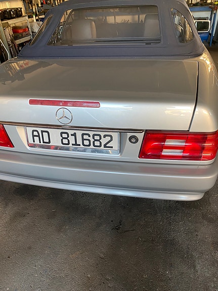 Mercedes-Benz SL300 8 of 11