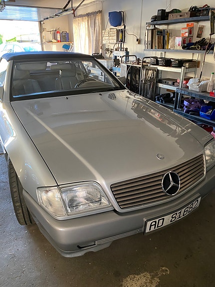 Mercedes-Benz SL300 11 of 11