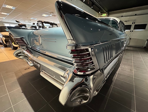 Buick Roadmaster 18 of 30