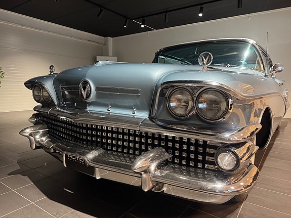 Buick Roadmaster 6 of 30