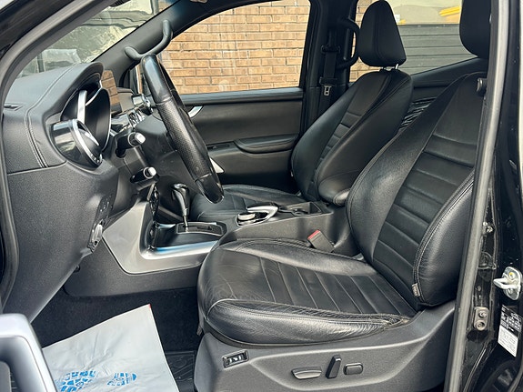 Mercedes-Benz X250 d 14 of 26