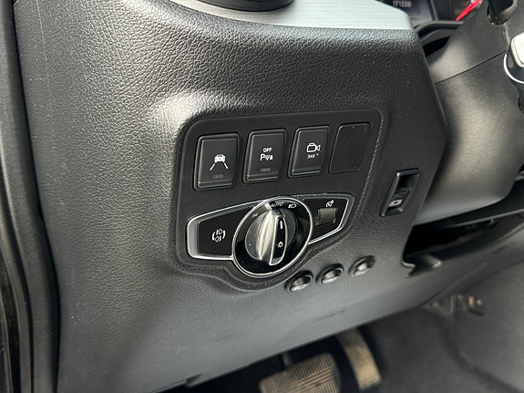 Mercedes-Benz X250 d 18 of 26