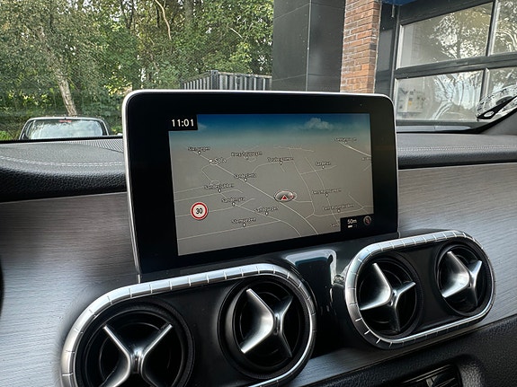 Mercedes-Benz X250 d 21 of 26