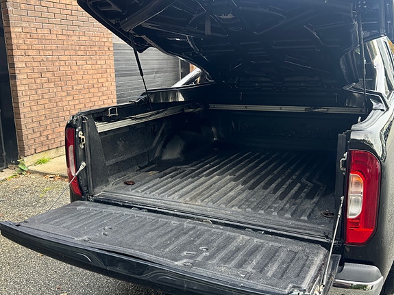 Mercedes-Benz X250 d 24 of 26
