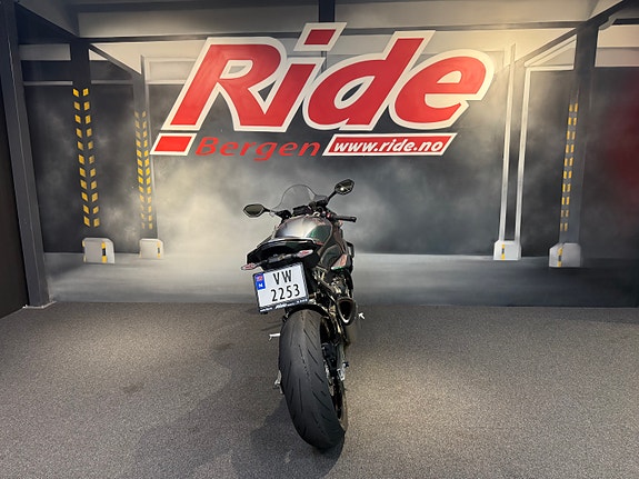 BMW S 1000 RR 11 of 15