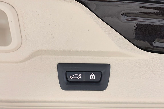 BMW X5 15 of 16