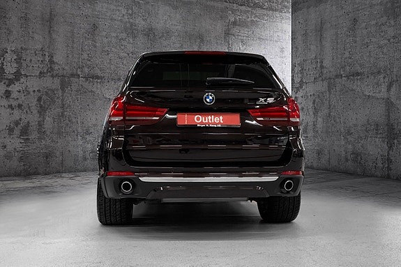 BMW X5 7 of 16
