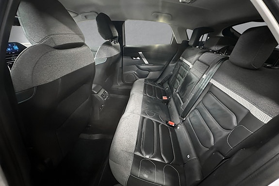 Citroen E-C4 26 of 30