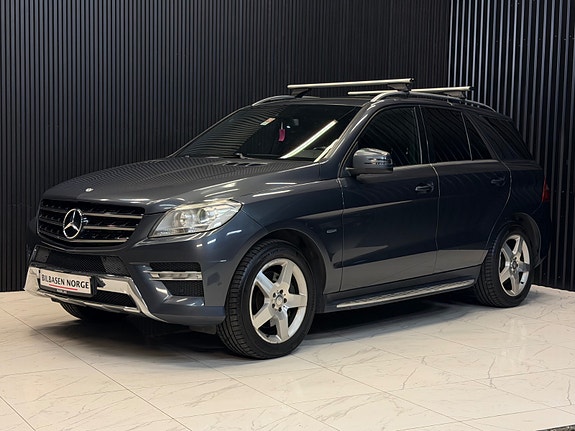 Mercedes-Benz ML250 8 of 30