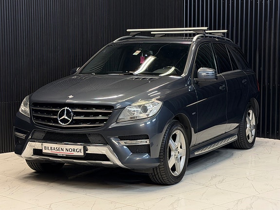 Mercedes-Benz ML250 3 of 30