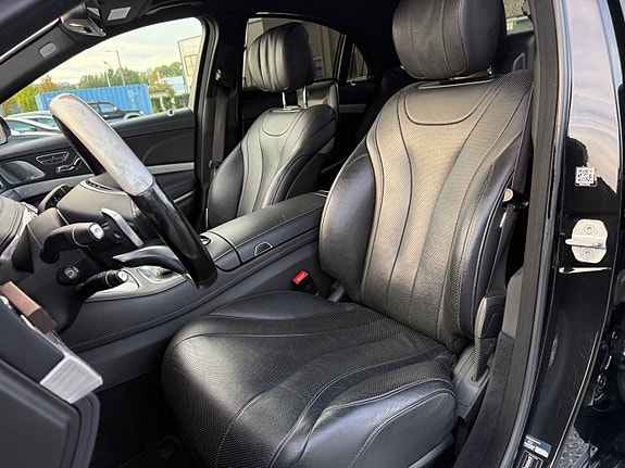 Mercedes-Benz S350 d 23 of 30