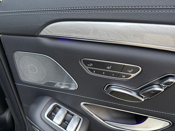 Mercedes-Benz S350 d 17 of 30