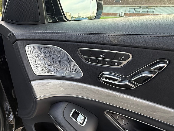 Mercedes-Benz S350 d 14 of 30