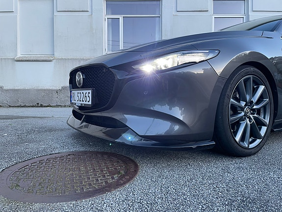 Mazda 3 8 of 30
