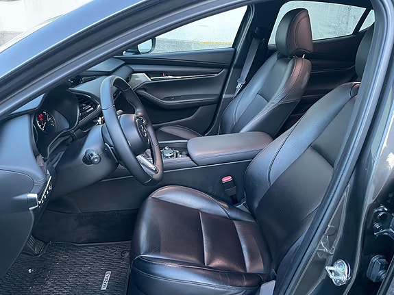 Mazda 3 15 of 30