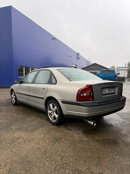Volvo S80 4 of 25
