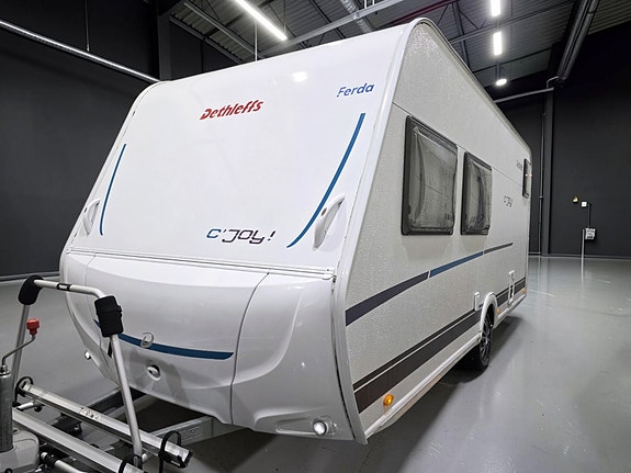 Dethleffs C'Joy 480 QLK | 2 køyer | 1114kg | 1 Eier | Sykkelstativ | 6 sengepl | Markise | Fuktgaranti til 2028 | Som Ny 9 of 30