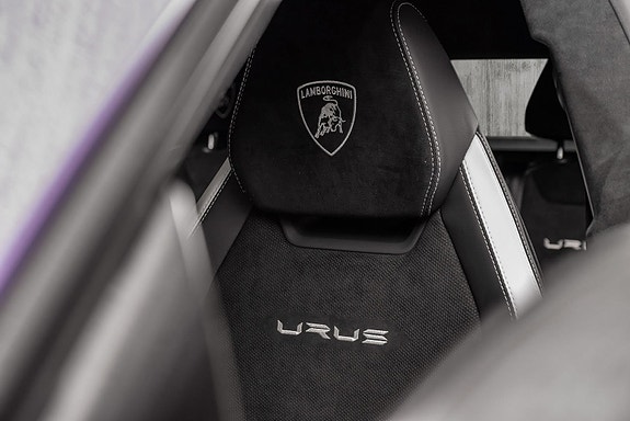 Lamborghini Urus 24 of 30