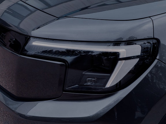 Ford Explorer 12 of 30